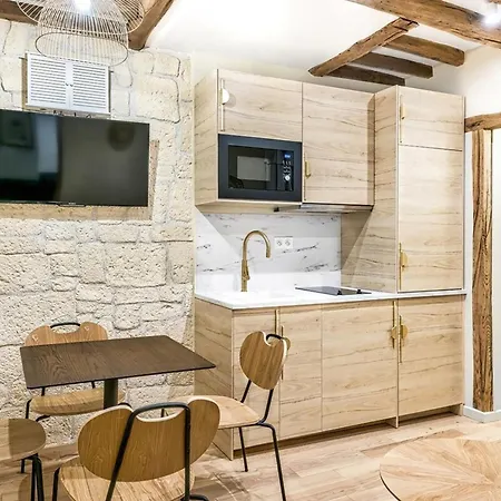 Palais Royal - Victoires 1bdr By B'your